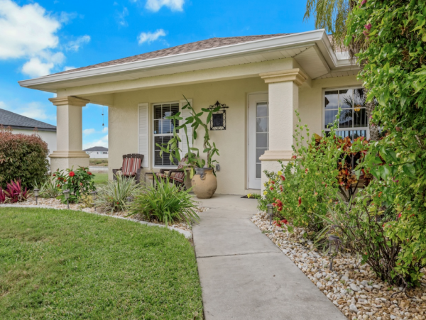 Waterfront Retreat in Northeast Cape Coral Three Bedroom with Private Pool